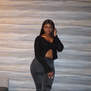 Meet your Posher, Fatima